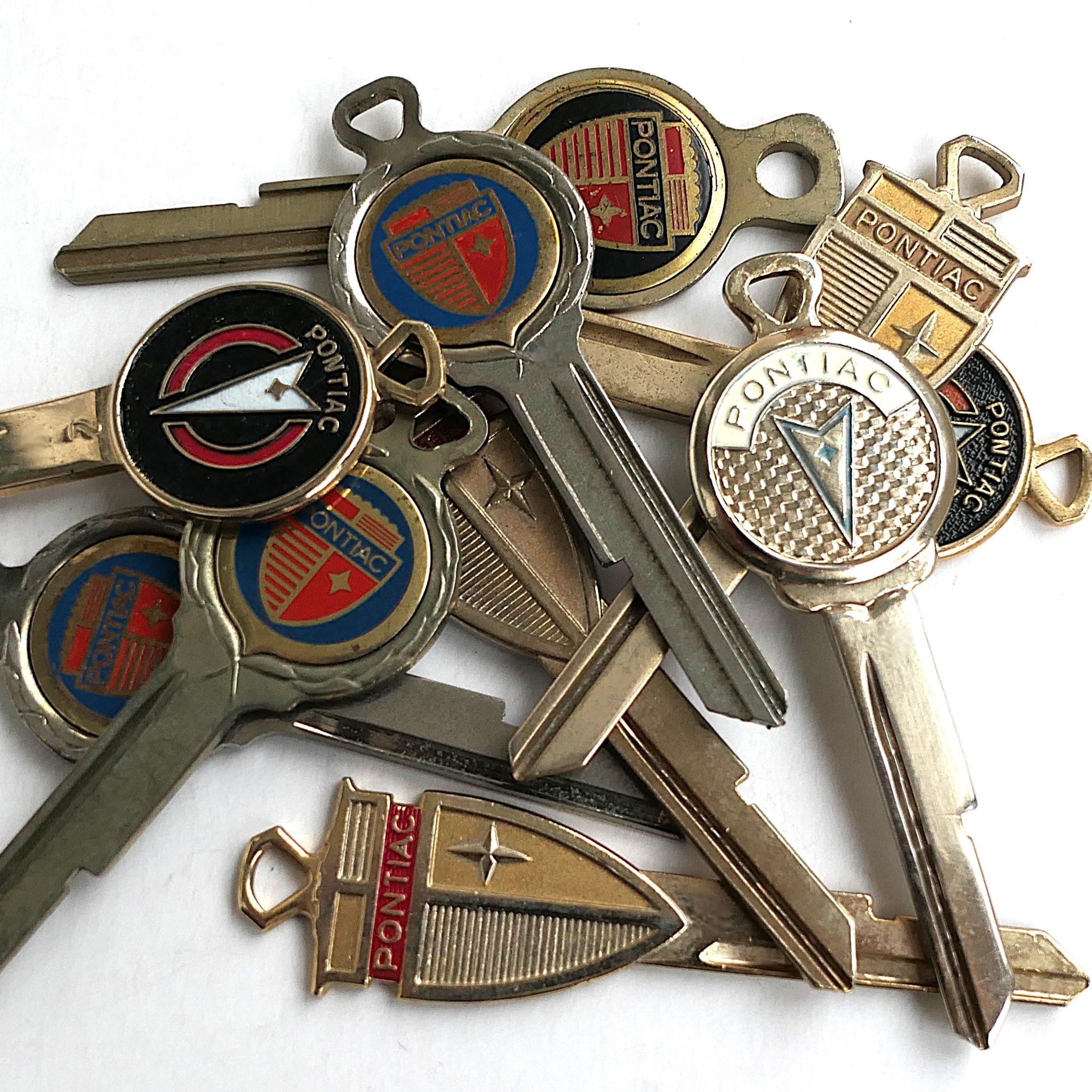 Find Vintage GM "D" Key Blank, General Motors, Chevy, Chevrolet In - Foto 2