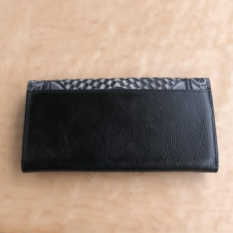 black purse