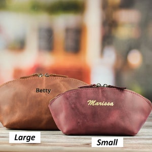 Leather makeup bag/Personalized Bridesmaid gift image 3