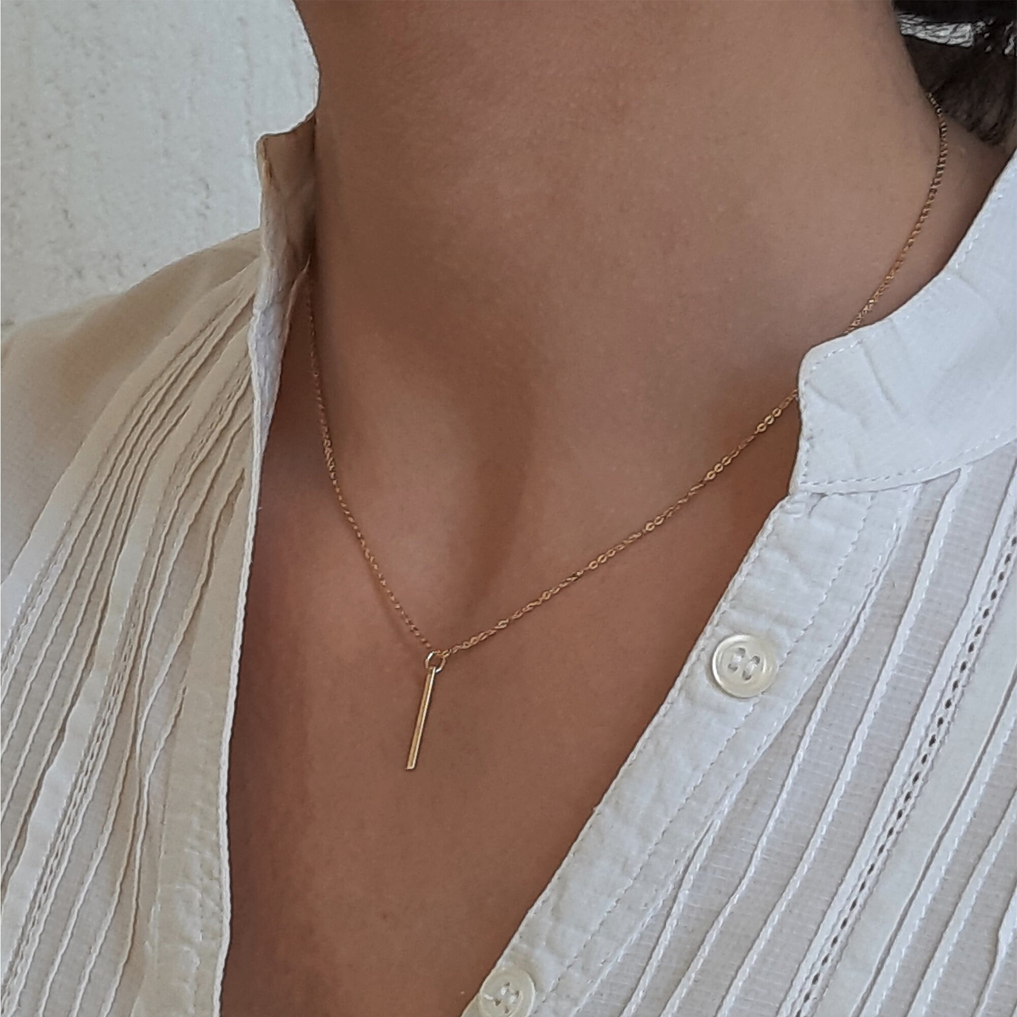 White gold vertical bar necklace deals