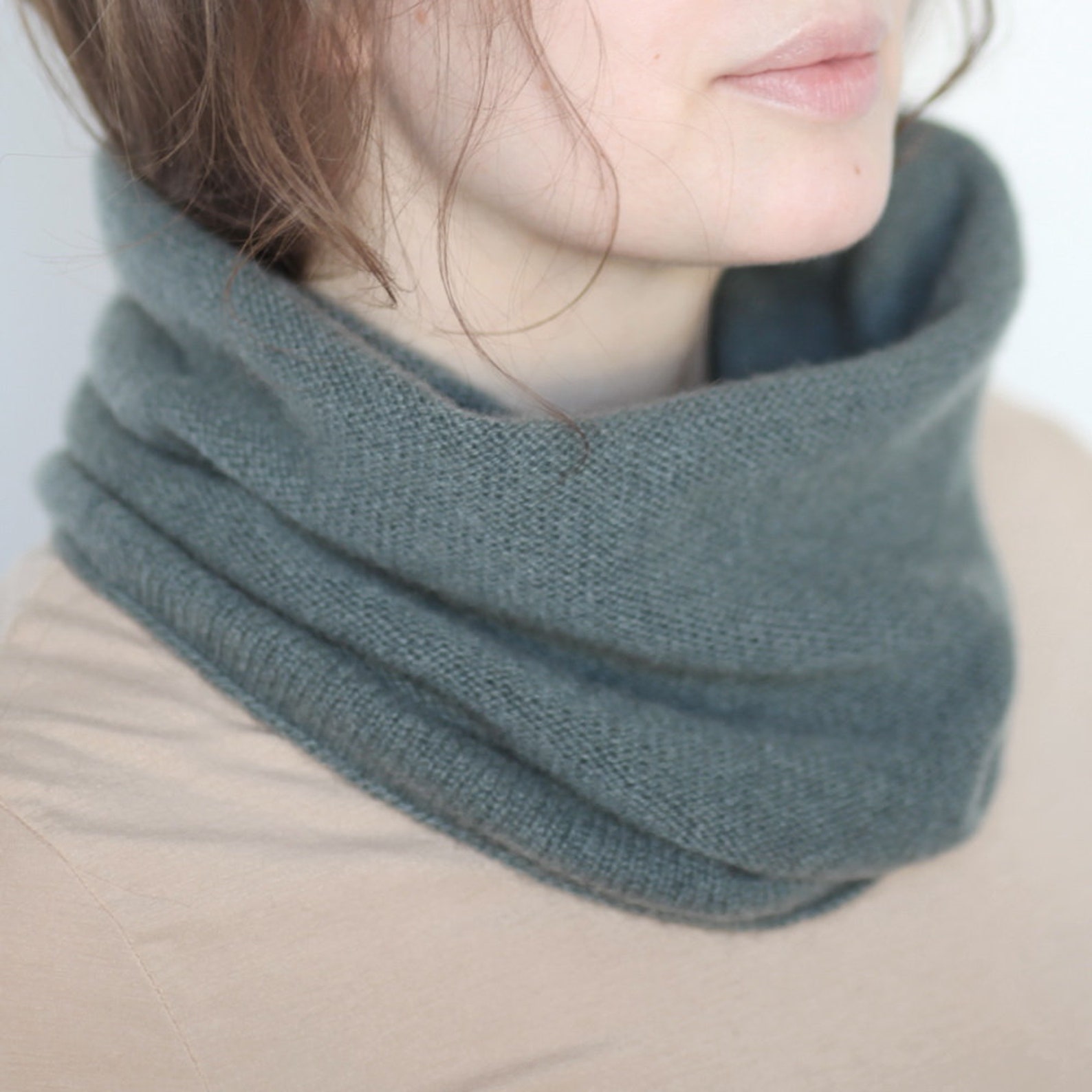 100 cashmere scarf cashmere snood green gray soft knitted Etsy