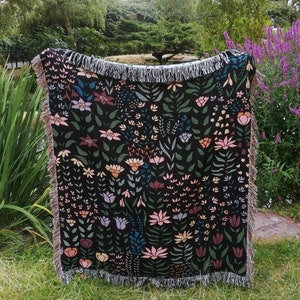 Black floral throw blanket sale