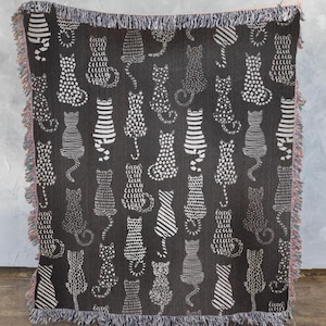 Cat Throw Blanket, Cat Tapestry, Cute Bed Blanket, Cat Bedding, Cat Print Throw, Cute Animal Throw, Cat Art Bedroom, Cat Mom Birthday Gift