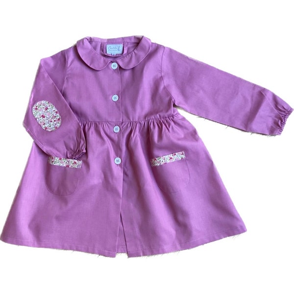 Blouse tablier d'école Violette rose framboise personnalisée