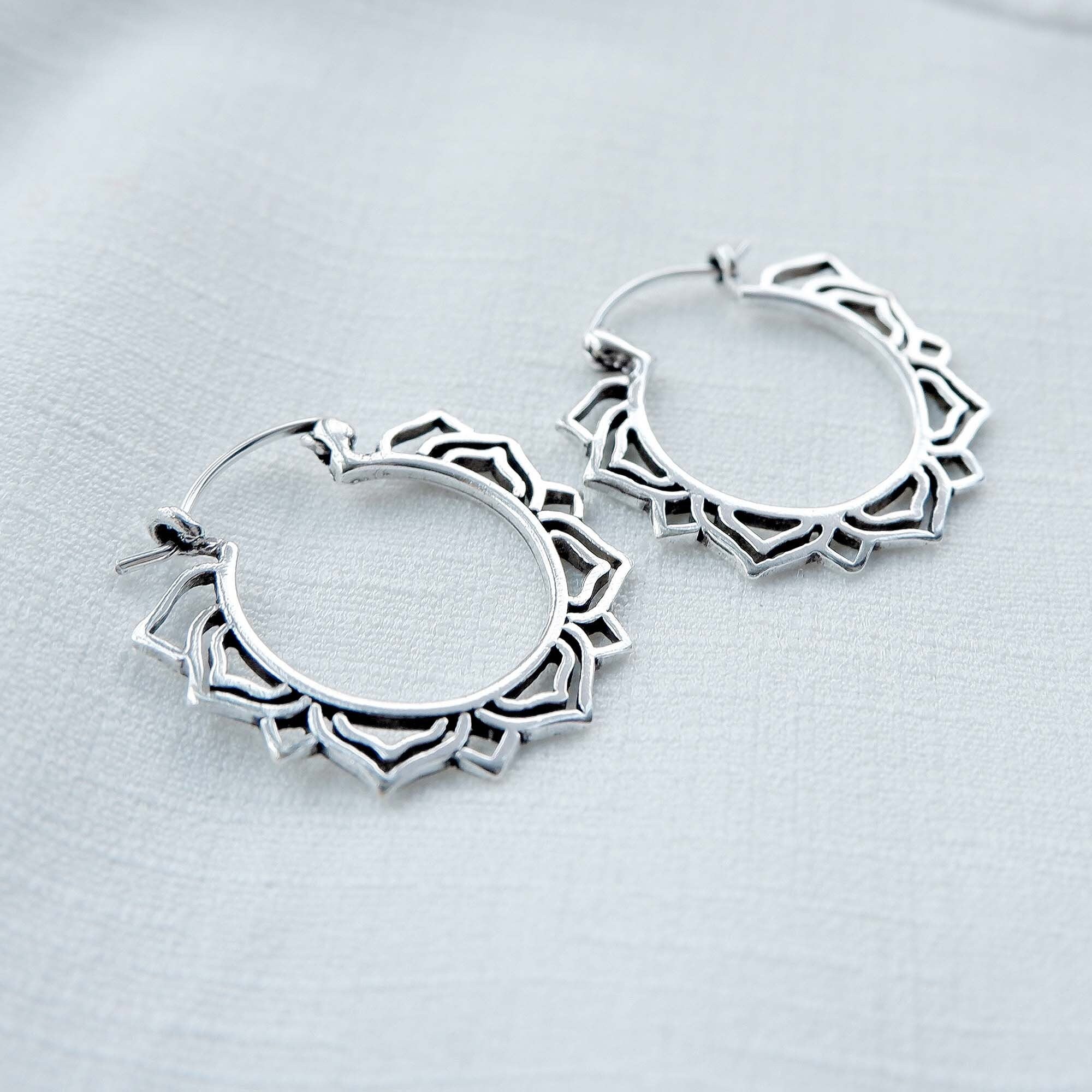 Lotus Hoop