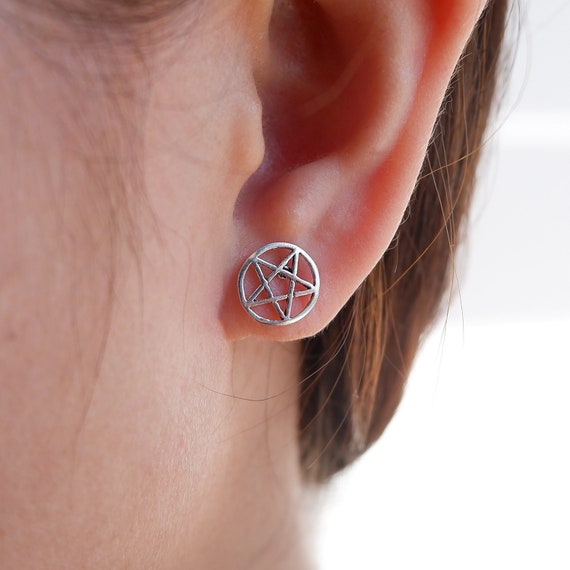 Brand  New  !! Pair Of Sterling Silver  925  Pentagram   Ear Studs  !