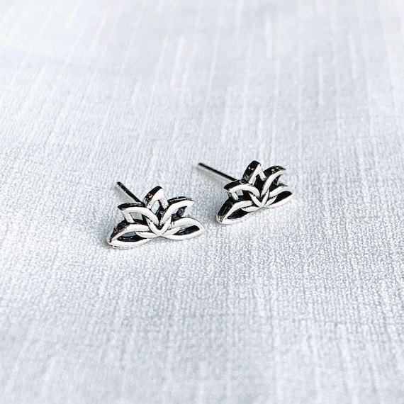 Dainty Lotus Flower Ring - 925 Sterling Silver Beaded Band, Handmade & Gift Ready - View #4