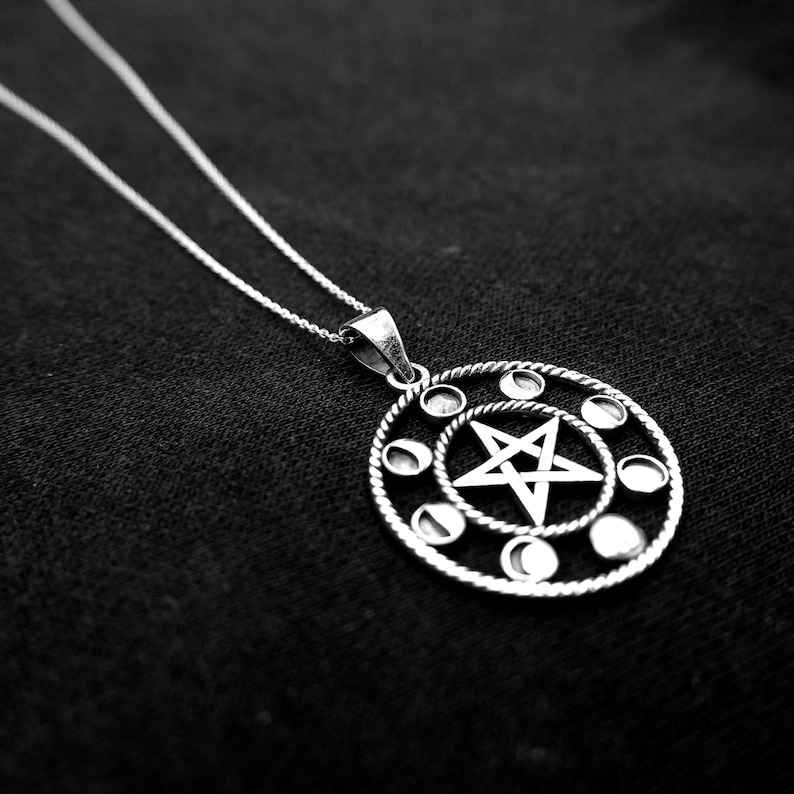 Celestial Boho Moon Lunar Charm Necklace 925 Sterling Silver Moon Phases Pentacle Pendant Necklace Bohemian Moon Phases Astrology