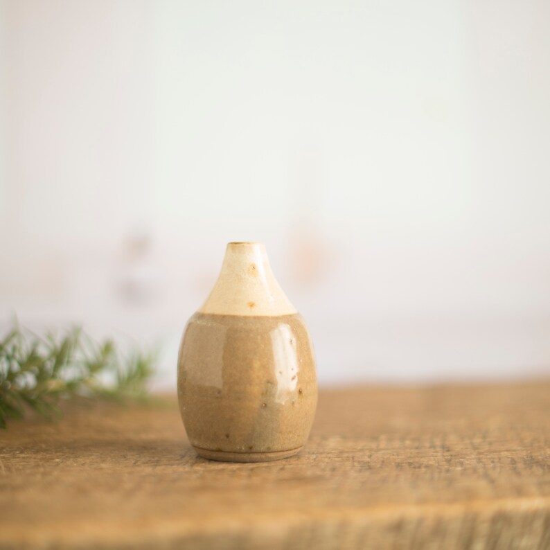 Small pottery bottle or flask image 1