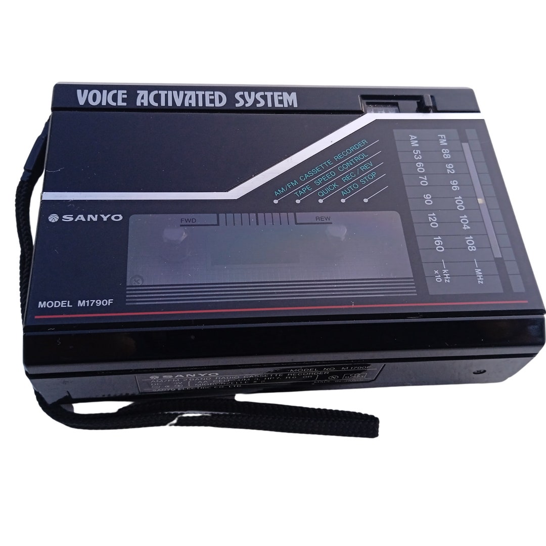 sanyo-m1790f-compact-radio-cassette-recorder-and-player-portable