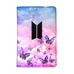PicasaTravel kunstleren paspoorthoezen (paspoorthouder) voor op reis [naam aangepast] vlinder K-pop B.T.S Army Bangtan Fan