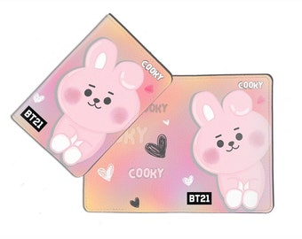 PicasaTravel Couvertures de passeport en simili cuir (Porte-passeport) pour voyage [Nom personnalisé] Jolie mascotte K-pop Army BTS Bangtan