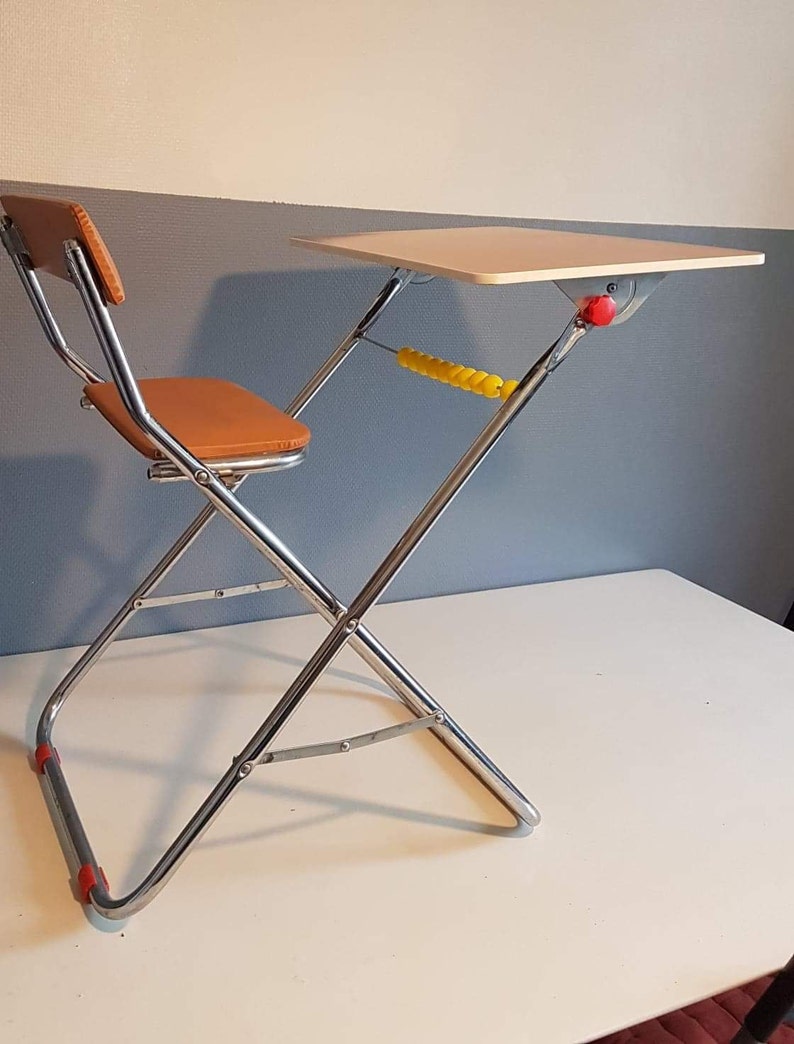 childs folding desk and chair