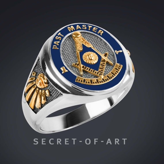 Past Master Gold ring - 3303 - Solid Back