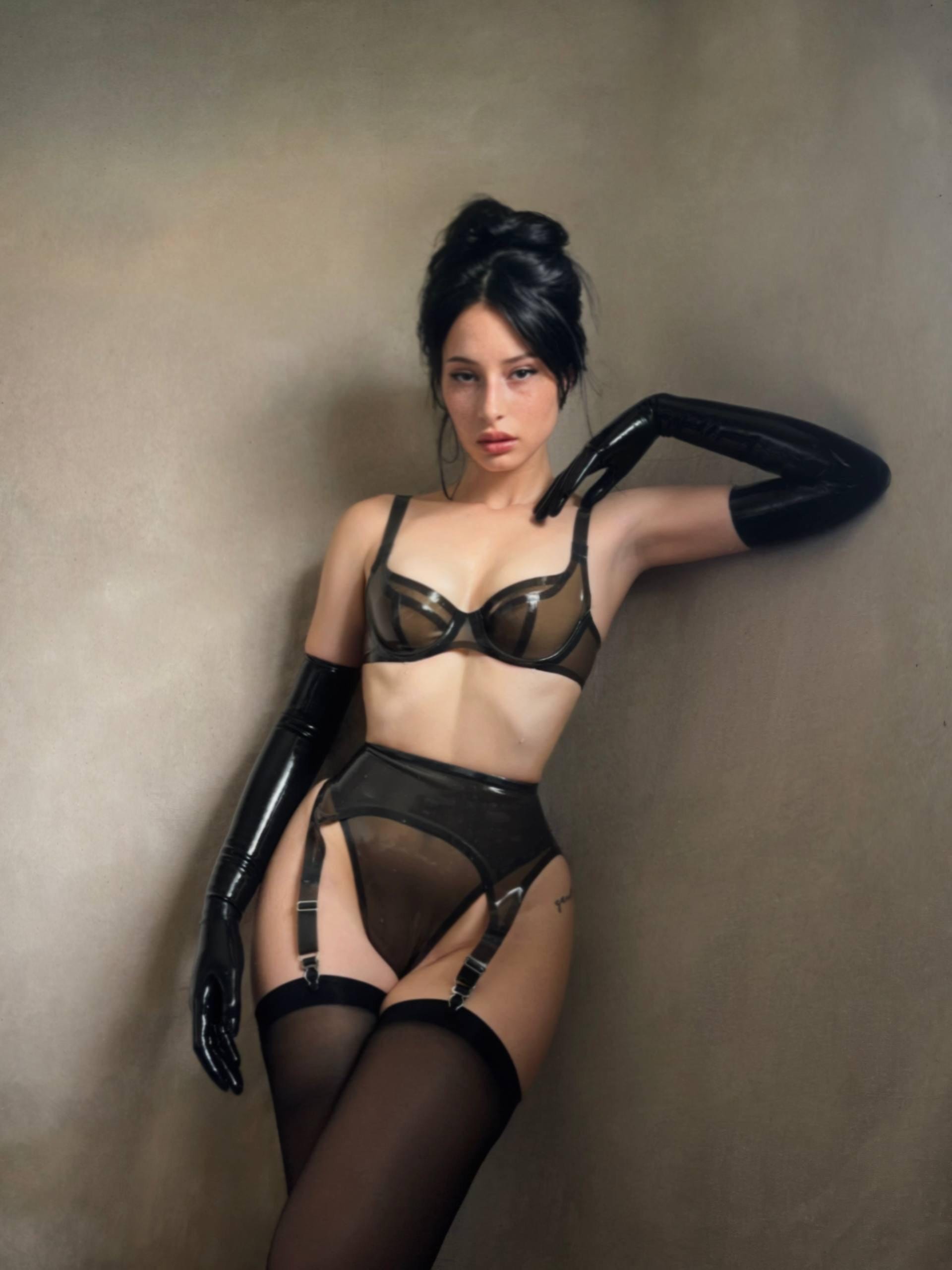 Julia Set - Latex underwire bra, thong and garter belt 3 piece Set Custom made
