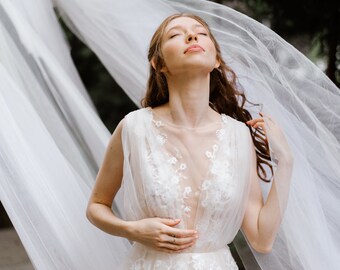 SAMPLE SALE!!! Deep V illusion wedding dress