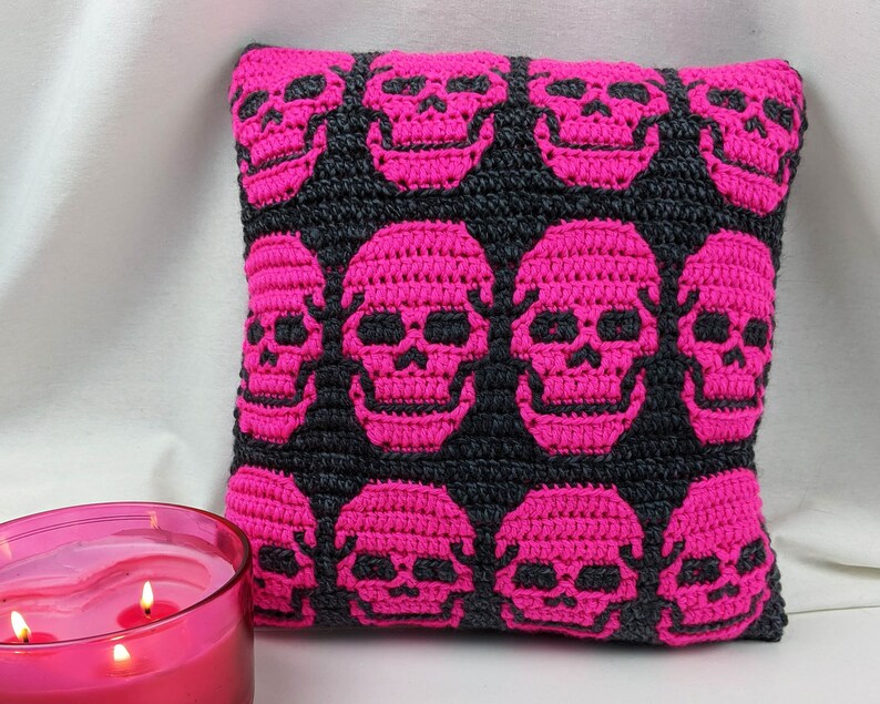 Big Skulls Mosaic Crochet Pattern Chart by Sixel Design image 3