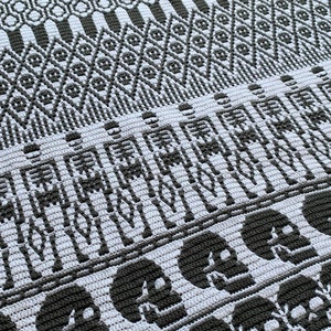 All Skulls Mosaic Crochet Blanket Pattern by Sixel Design image 6