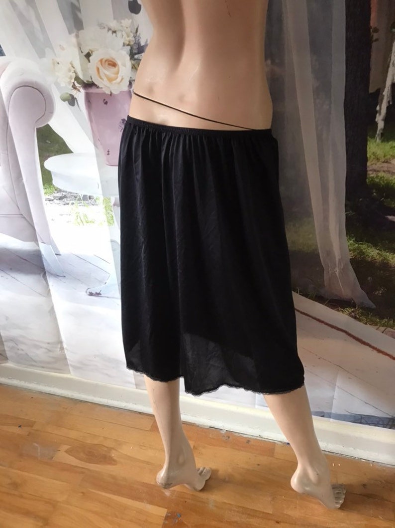 Vintage vanity fair half slip black size 2XL