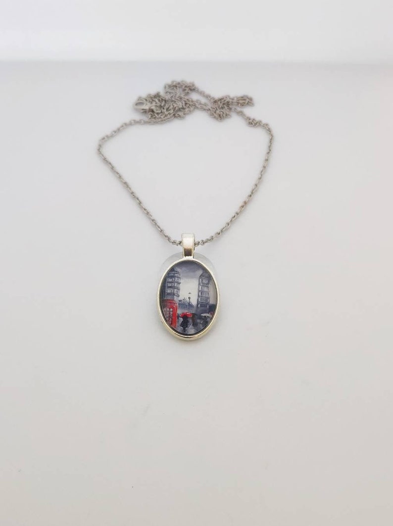 Oval London Necklace Rainy London Cabochon Necklace 18x25 mm Cabochon London Pendant