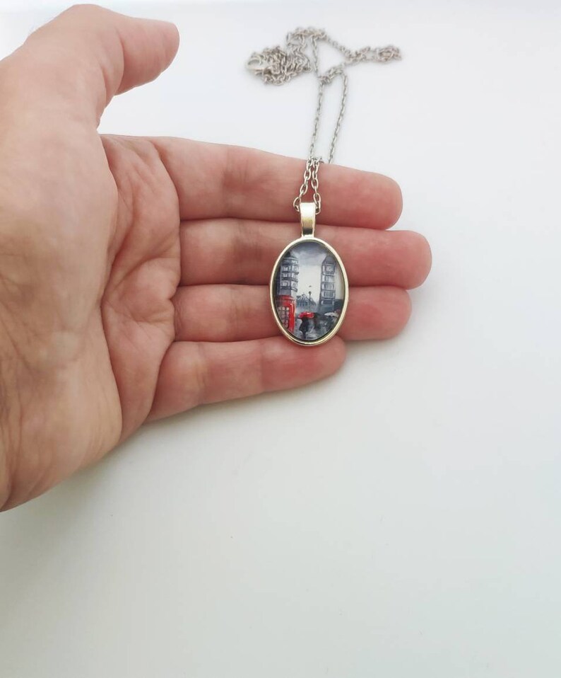 Oval London Necklace Rainy London Cabochon Necklace 18x25 mm Cabochon London Pendant