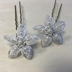 Cordonet flowers 2 or 3 pieces with small silver beads Silver