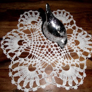 Crochet doilies, crochet blankets,