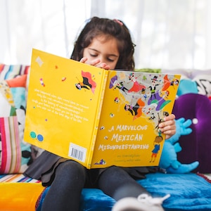Un merveilleux malentendu mexicain | livre d'images / Conte pour enfants Le Jour des Morts | Livre culturel mexicain pour enfants |  Dia de los Muertos