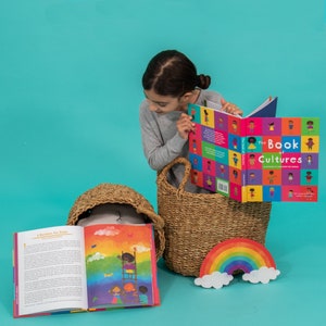 Le livre des cultures avec stickers et carte ! | divers livres pour enfants | livres multiculturels pour enfants sur le monde | histoires courtes pour enfants