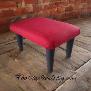 Banco de taburete pequeño de hasta 26 cm de altura - Reposapiés liso con patas de madera o plástico - debajo del escritorio reposapiés cama para regalo de alumno para papá mamá