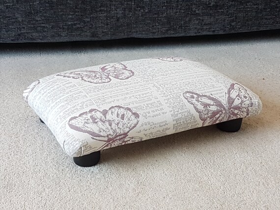 small footrest for under desk