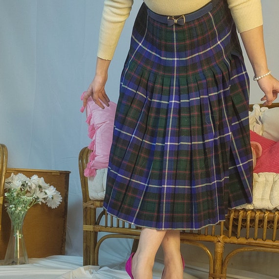 Vintage 1980s Burrberrys plaid wool skirt with me… - image 2