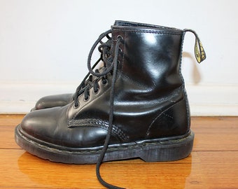 doc martens aus