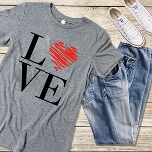 LOVE Valentine&#39;s Day T-Shirt