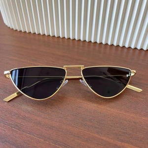 Women s  Triangle Cat Eye  Sunglasses Gold black Eye wear