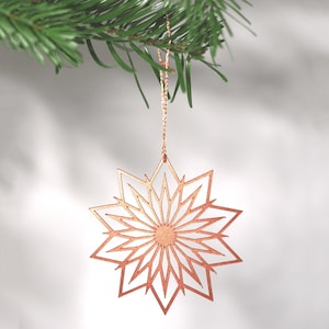 8 décorations étoiles géométriques en cuivre pour un sapin de Noël alternatif, une décoration pour plantes et verdure fraîche, boule de Noël de style scandinave