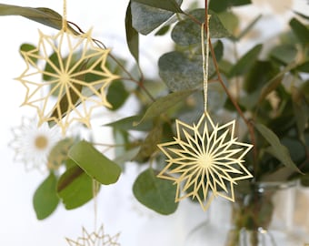 8 Gold Geometric Star Ornaments for alternative Christmas tree, bouquet decoration for plants, golden Scandinavian style festive bauble