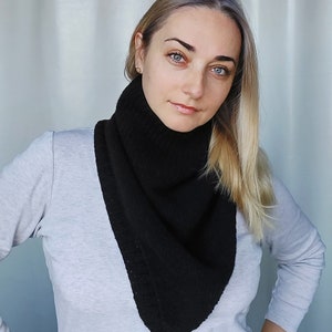 Caldo inverno scaldacollo da donna, cappuccio posteriore da donna, ghetta per il collo da donna lavorata a mano, sciarpa da donna in lana merino, snood Infinity da donna
