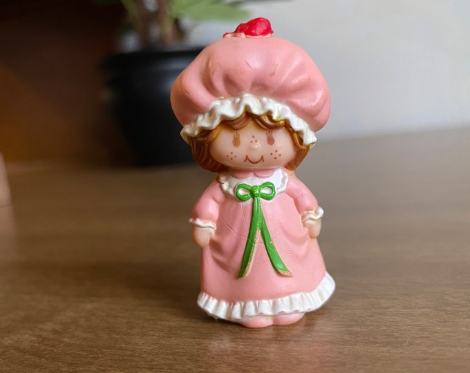 Strawberry Shortcake in Her Nightgown 1981 PVC Etsy