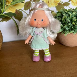 Angel Cake Doll  - Strawberry Shortcake Friend - Kenner 1980s