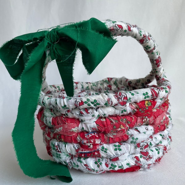 Vintage Coiled Rag Basket- Red Green Holiday
