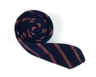 Vintage stripped tie. Wool-like fabric, navy striped yellow and orange. Super retro. Narrow width. "Country Club PARIS".