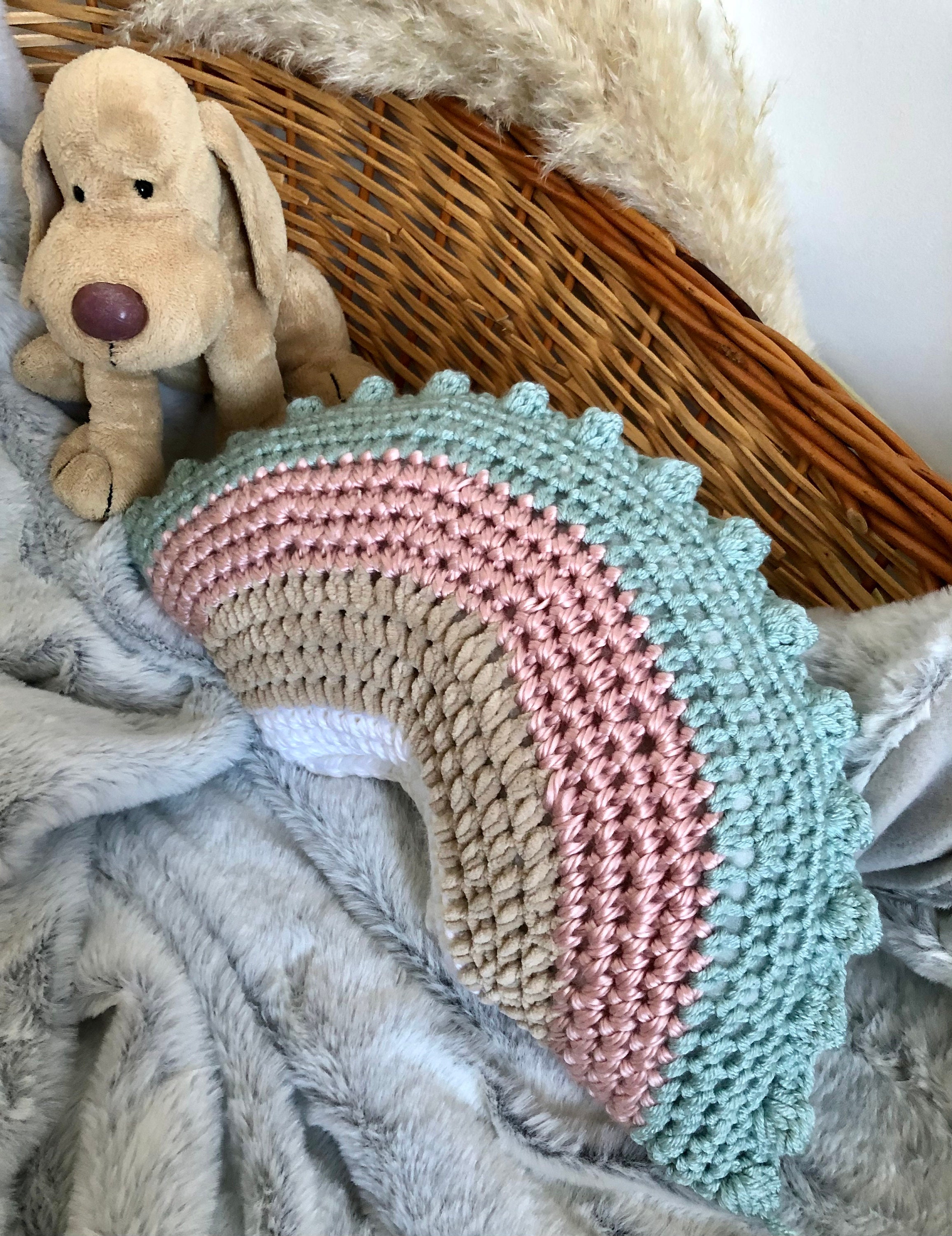 Coussin Décoratif Enfant Arc-En-Ciel/Décoration Chambre Coussin Au Crochet Arc en Ciel Laine