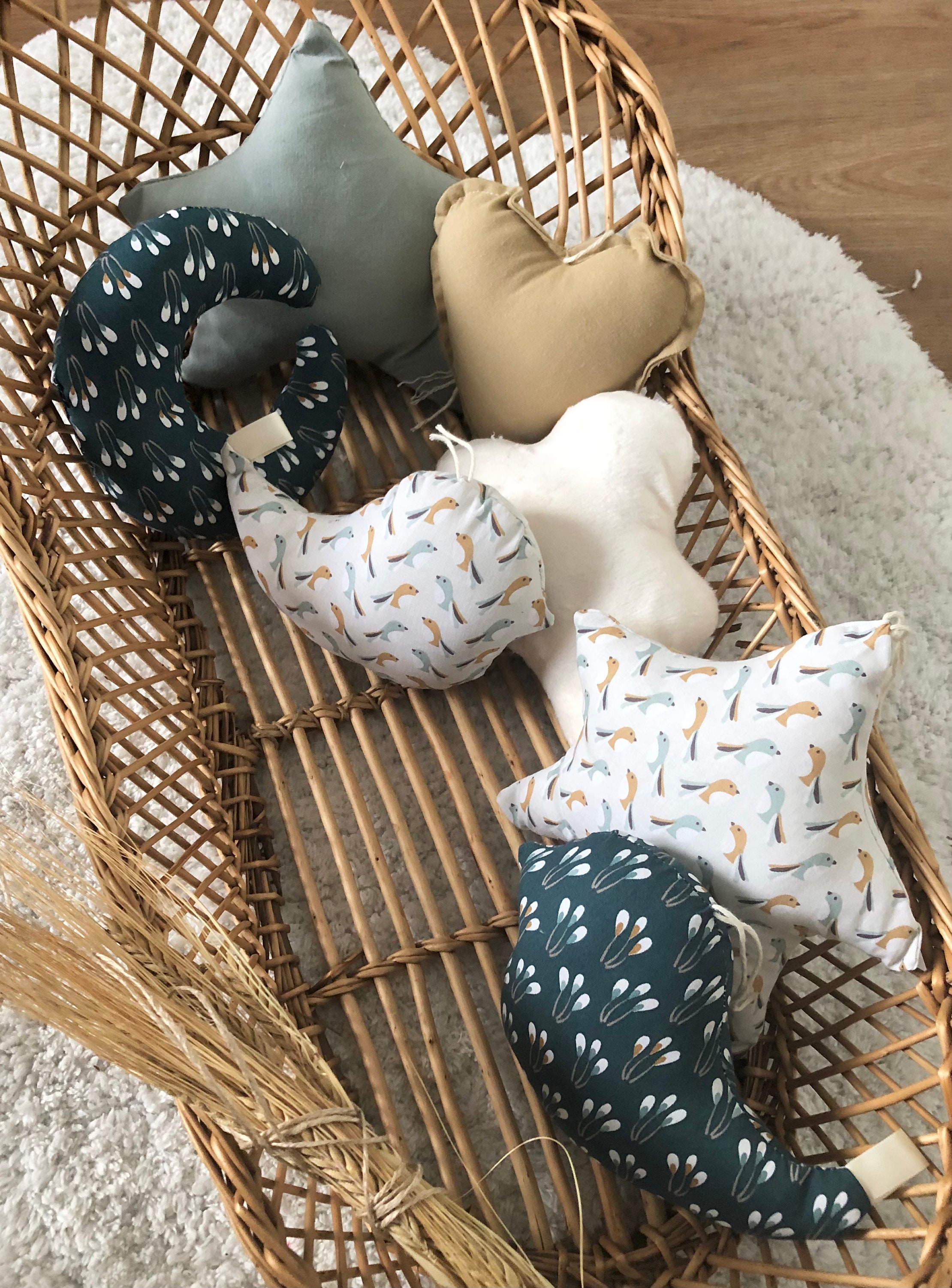 Petites Décorations à Suspendre Chambre Enfant/Décoration Oiseaux et Fleurs Lit Cabane Baldaquin