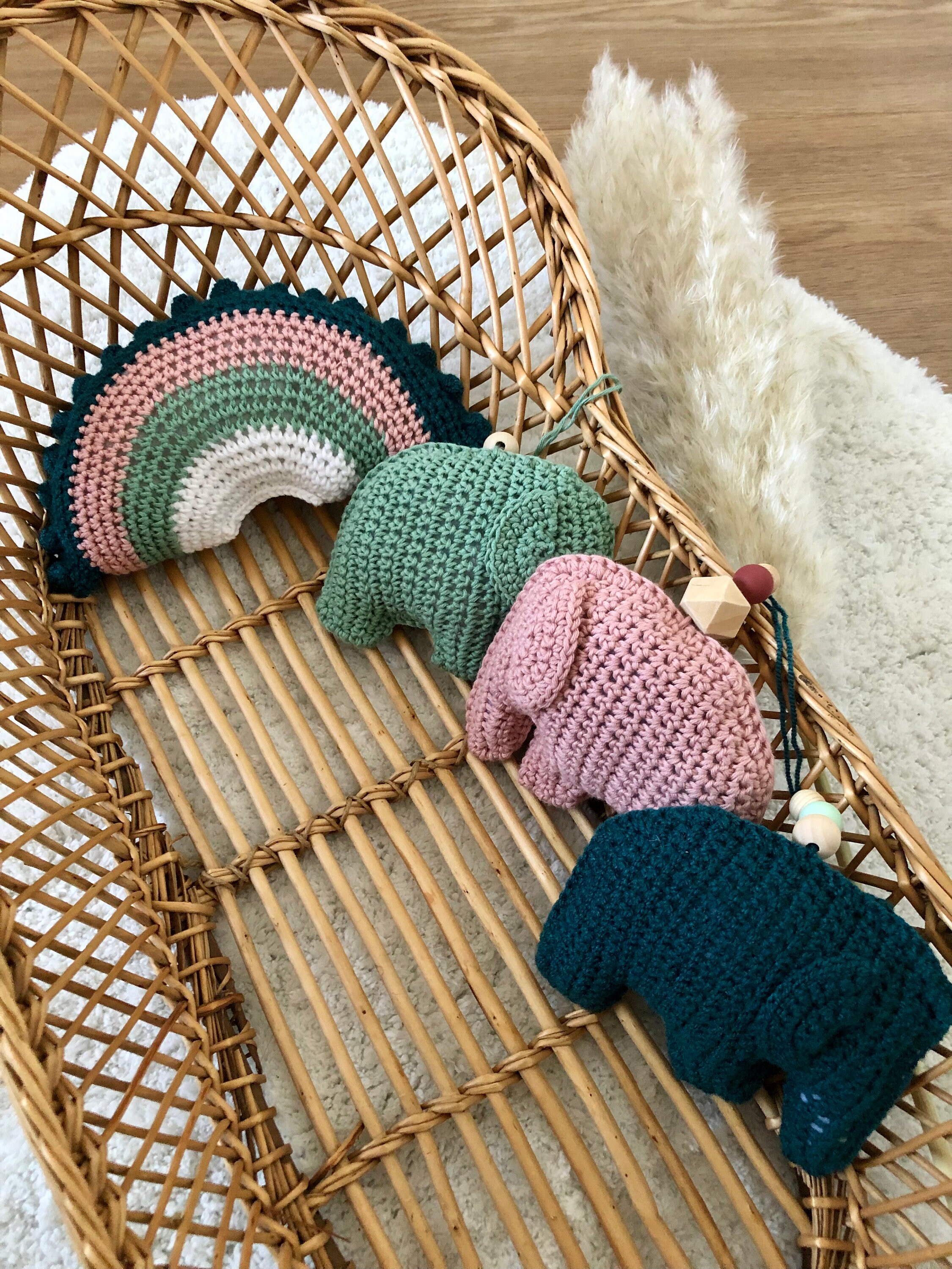 Petites Décoration Enfant à Suspendre/Arc-En-Ciel Au Crochet Éléphant en Laine Enfants