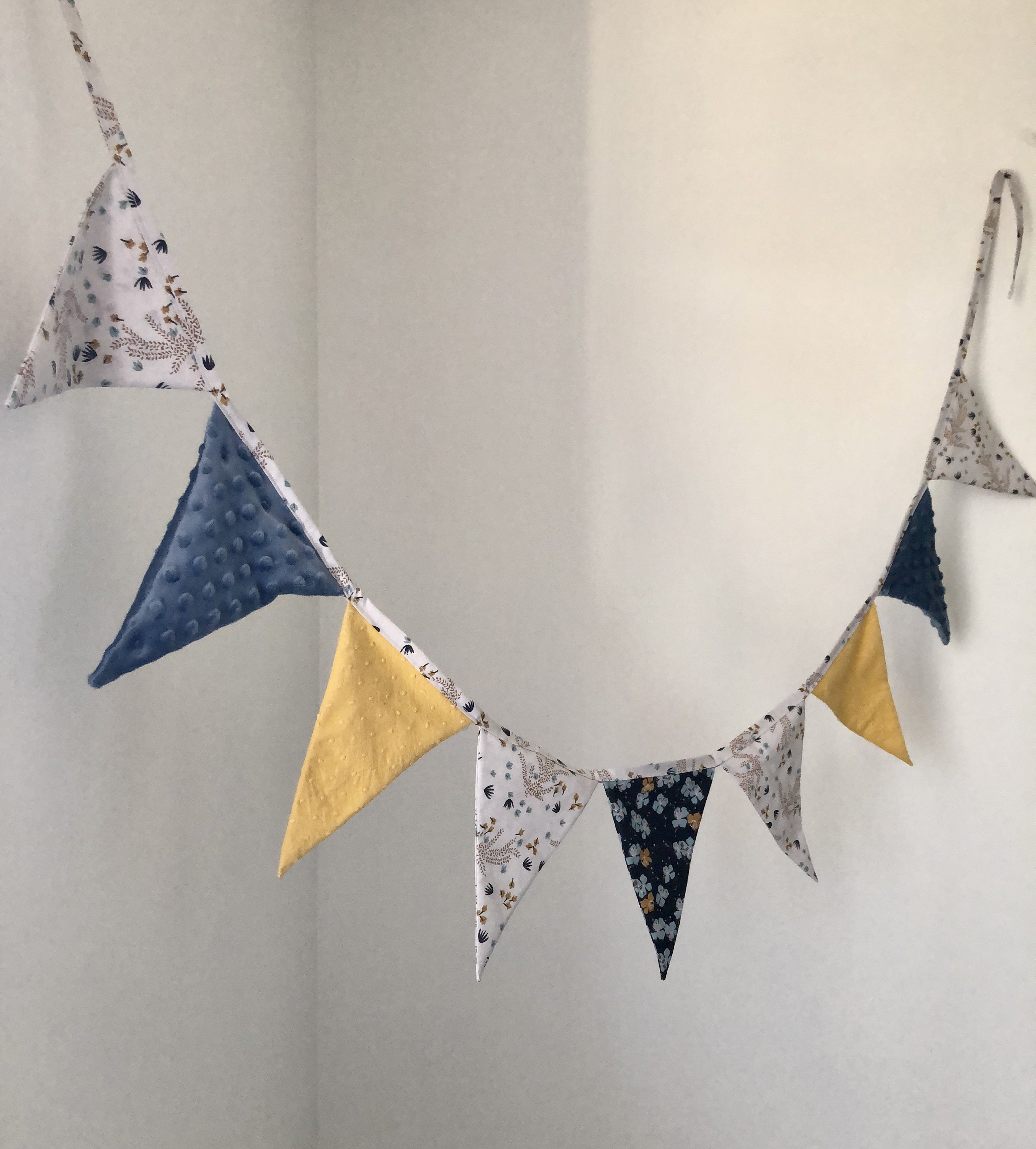 Guirlande de Fanions Fleurs/Décoration Chambre Enfant Murale Bleu Guirlande Lit Cabane