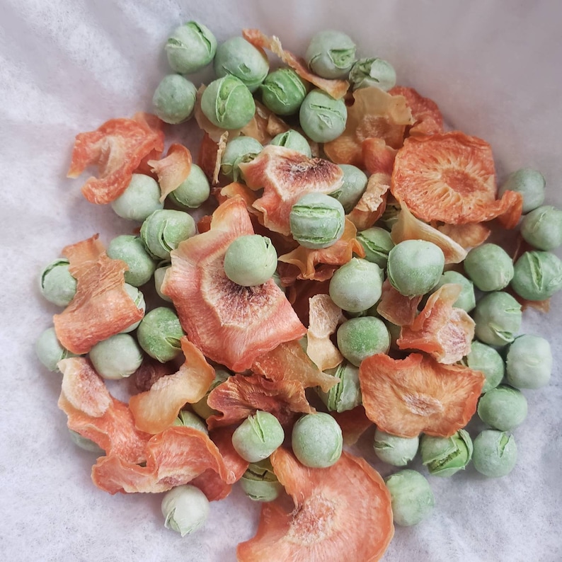 Natural Dried Peas & Carrots – Bunny, Guinea Pig Treat - Etsy - Peas And Carrots Guinea Pig Treat