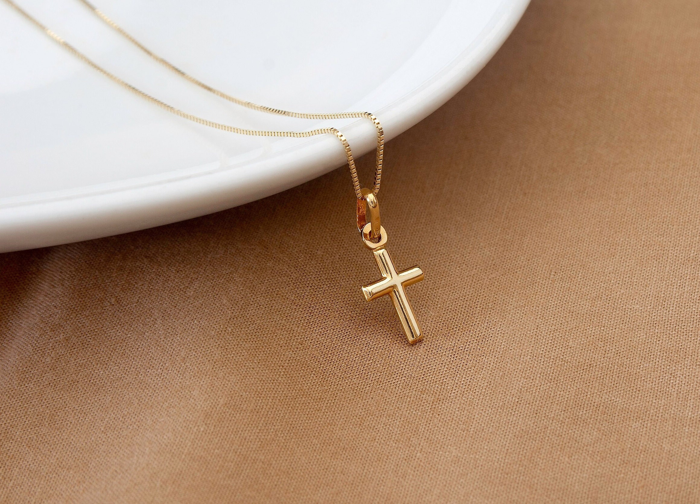 18k Gold Cross -  Canada