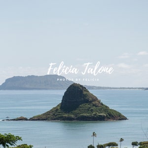 Chinaman&#39;s Hat, Oahu, Hawaii • DIGITAL DOWNLOAD