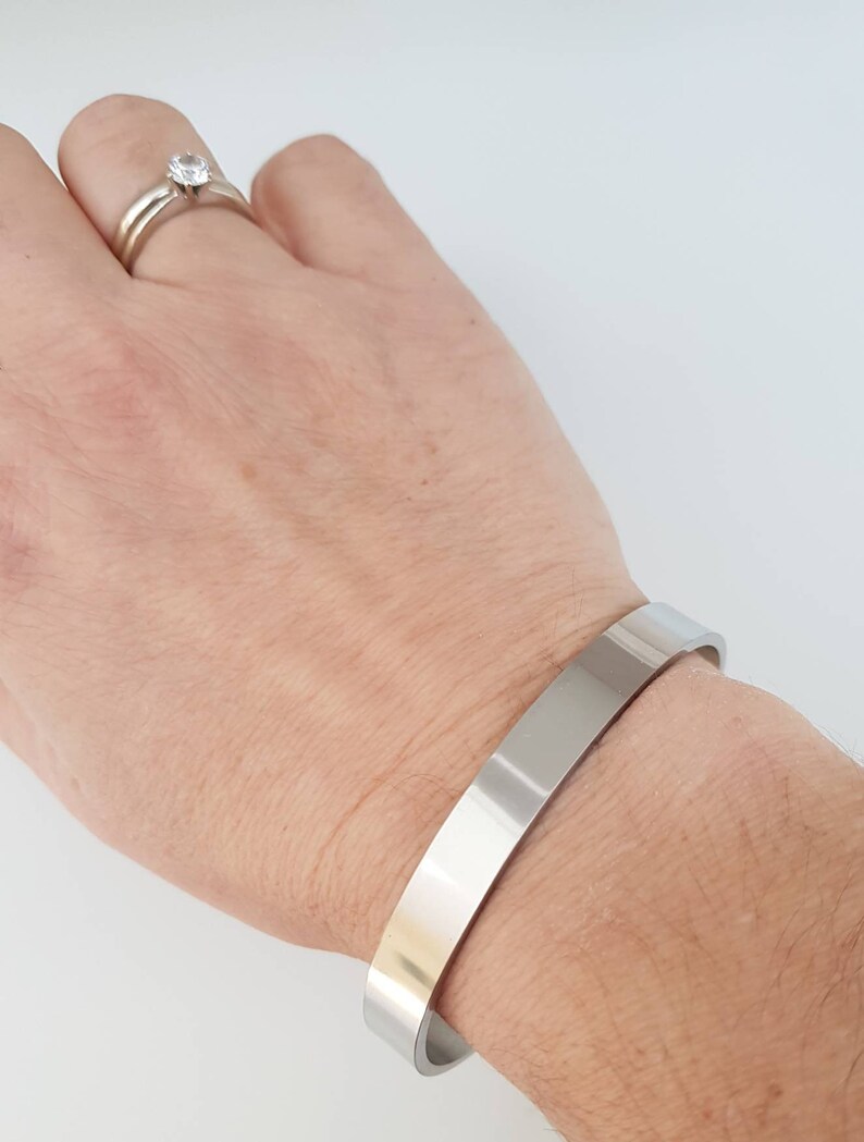 Mantra bracelet Daughter gift Mother/'s Day gift Engraved message cuff bracelet Mother and Daughter bracelet Leaving home Fresher gift